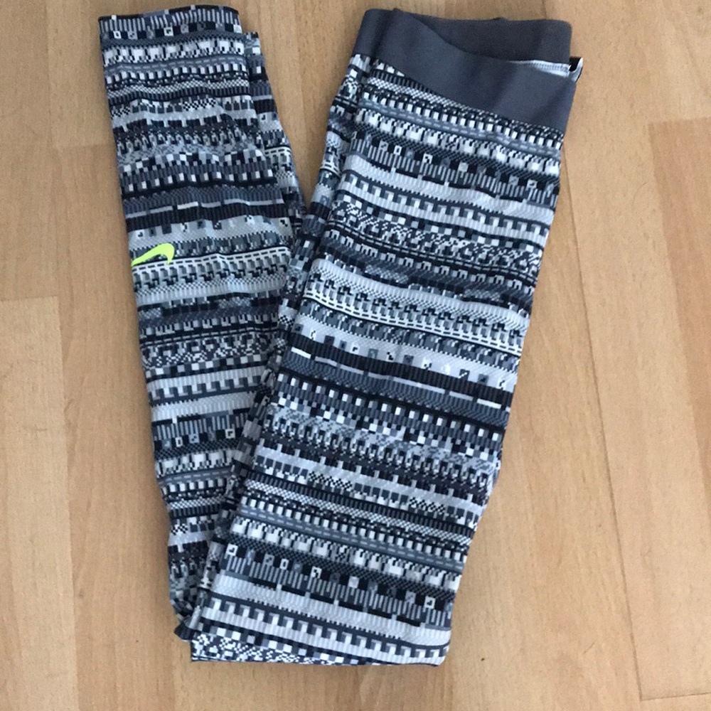 Nike pro leggings